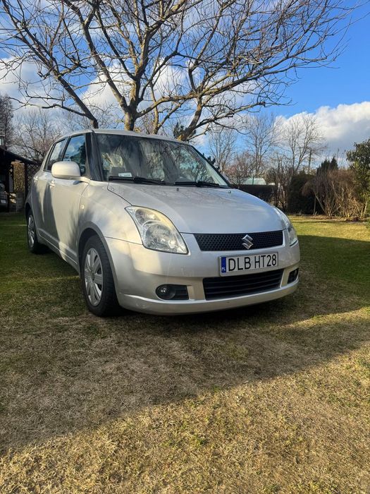 Suzuki Swift Suzuki Swift