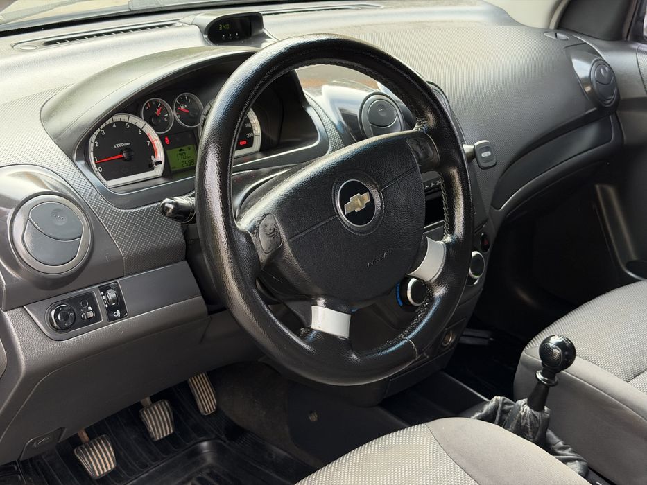 Chevrolet Aveo T250 M/T