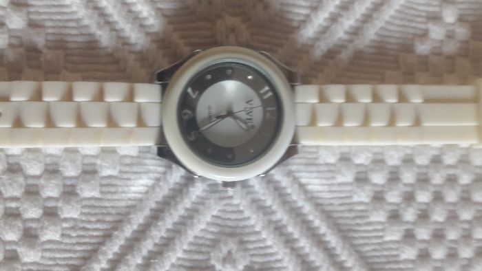 Various Women's Watches, Hello Kitty, SD&N, VIVE64737950714371124