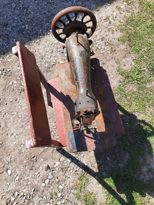 Maszyna do szycia zabytek