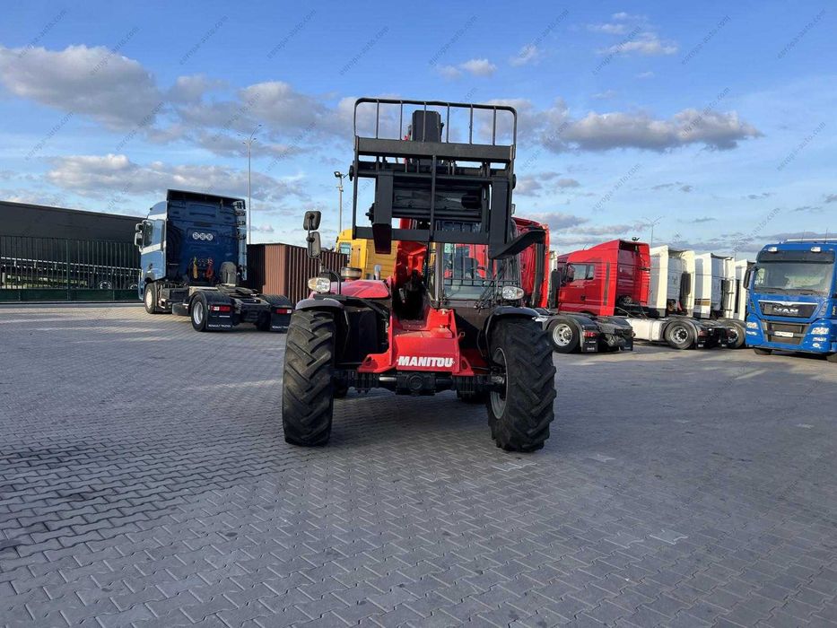 Погрузчик телескопічний MANITOU MT 932