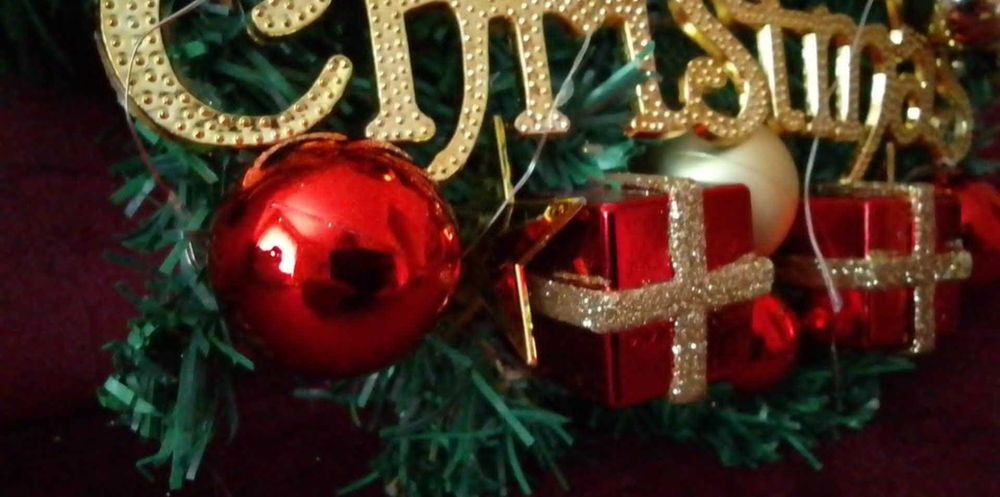 Wieniec Bożonarodzeniowy LED Merry Christmas Świąteczny Stroik 30-35cm