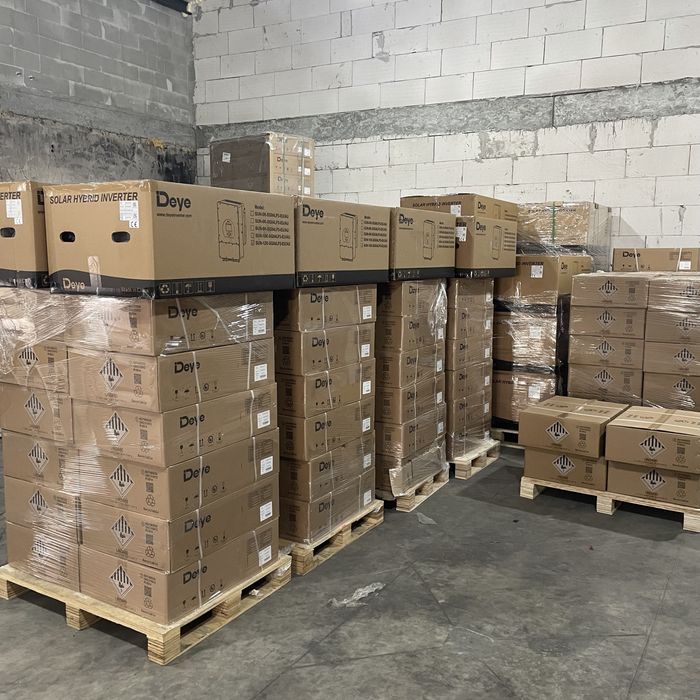 Акумуляторна батарея Deye BOS-G PRO LiFePO4 HV 51.2v 100AH  5,12кВт