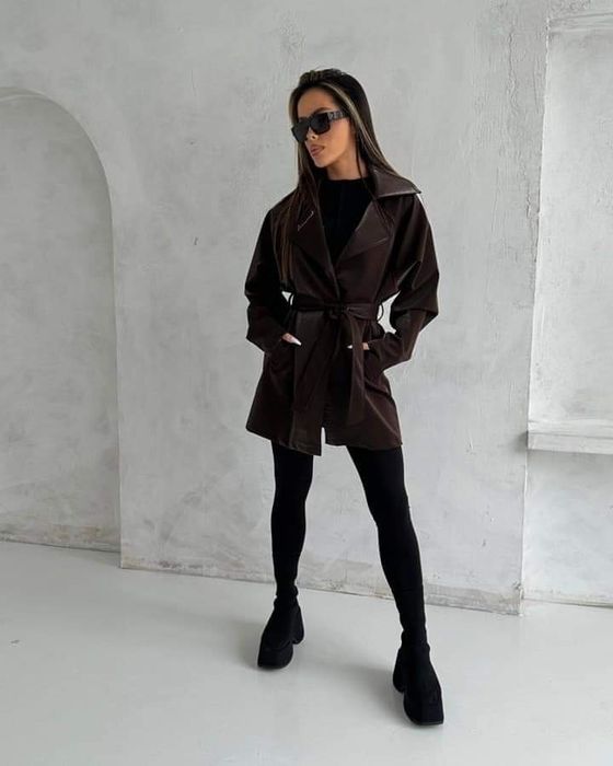 Płaszczyk damski LaManuel Lasy First Uni brązowy