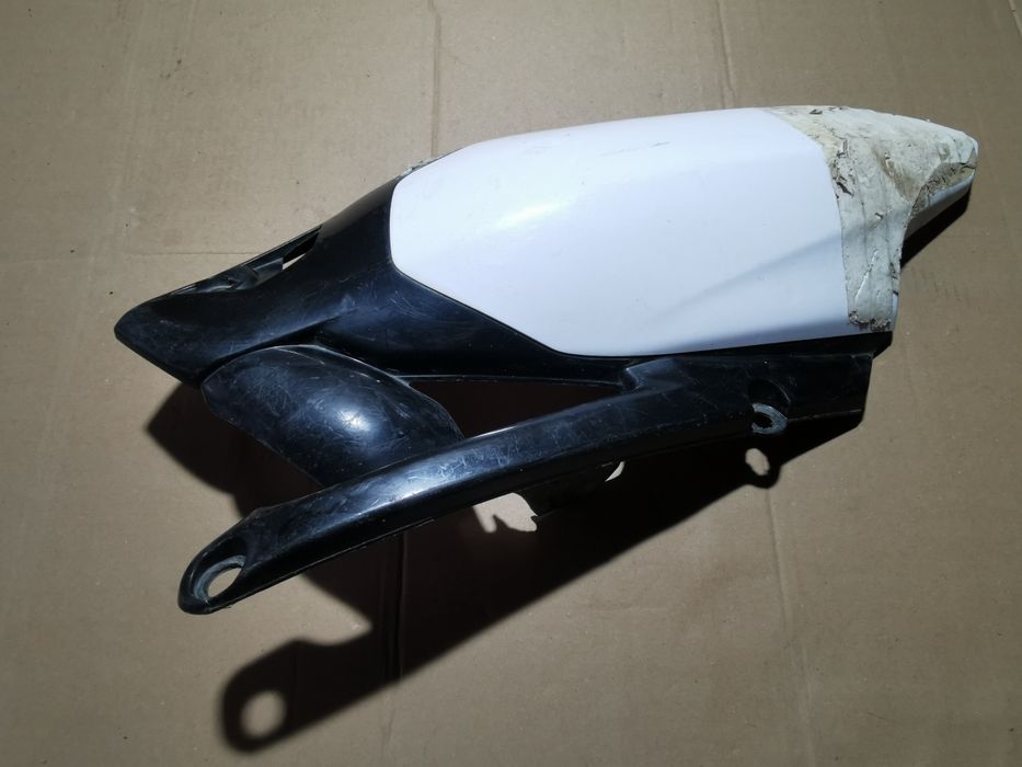 Yamaha yz 450 F osłona owiewka boczna tyl prawa panel