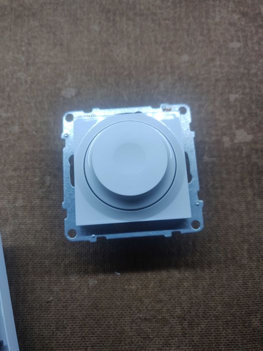 regulador de intensidade de iluminação