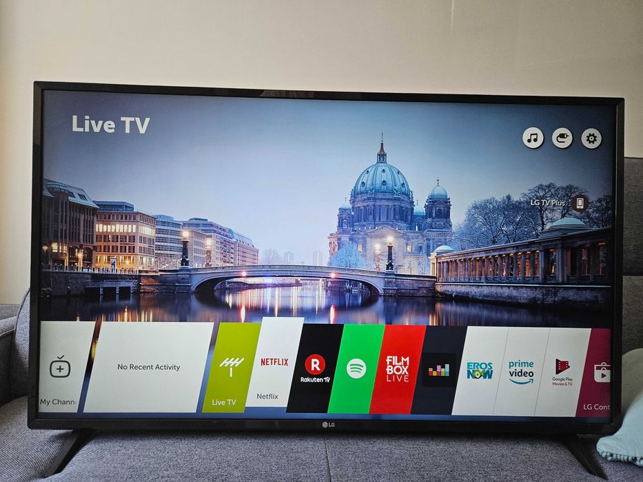 Televisor LED LG 43UJ6307 de 43" Smart TV