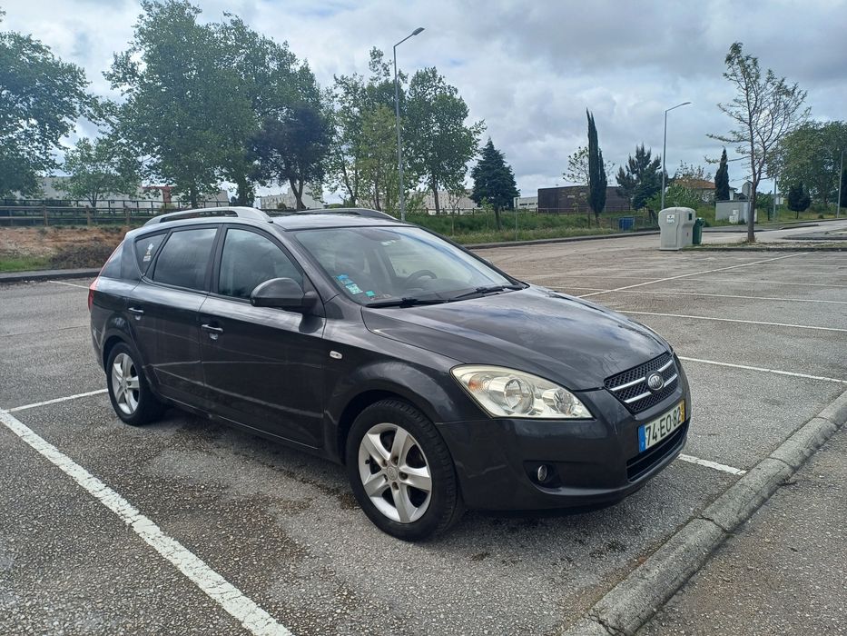Kia ceed a GPL muito bom motor