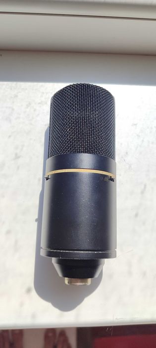 Студійний мікрофон MXL 770