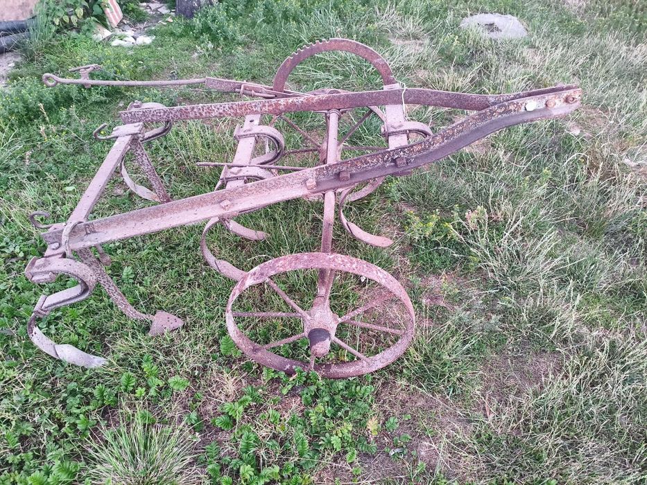 Продам культиватор кінний