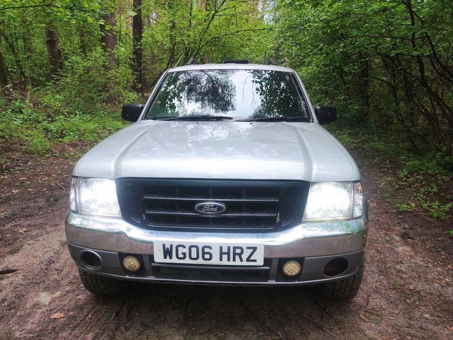 В наявності Ford Ranger 4x4 PICK UP Пікап L200 Mitsubishi