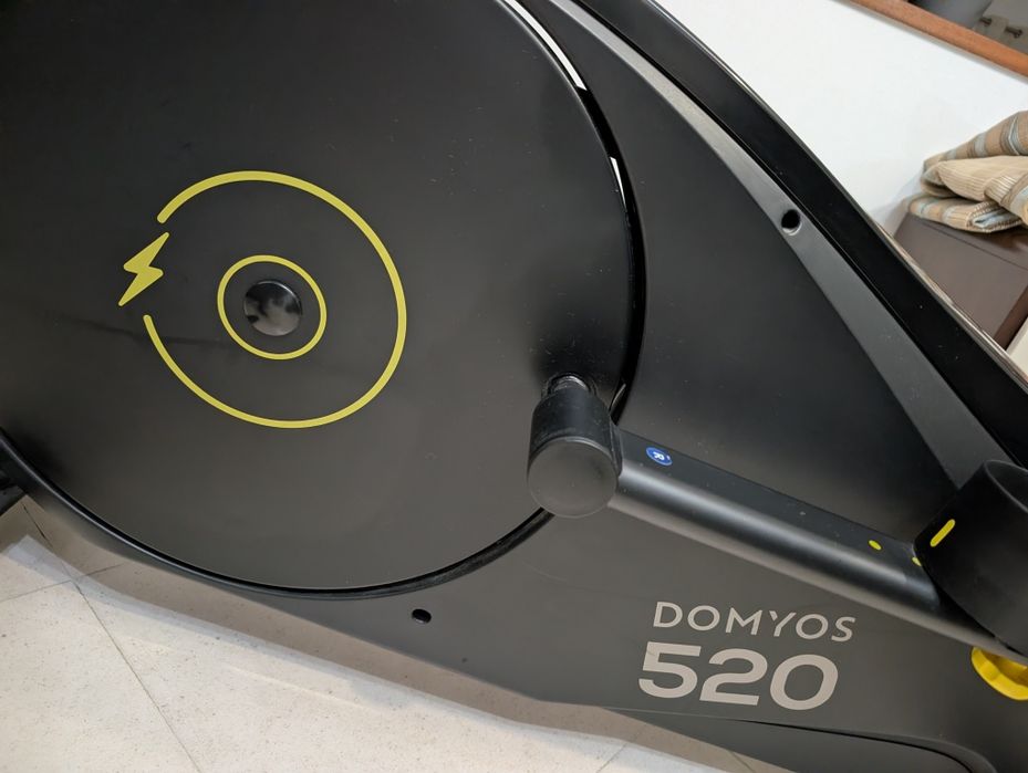 Bicicleta Elítica Domyos EL 520 Autoalimentada – Como Nova