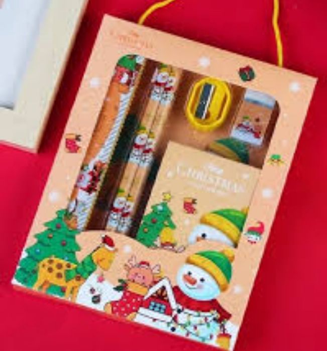 Канцелярские наборчики для детей