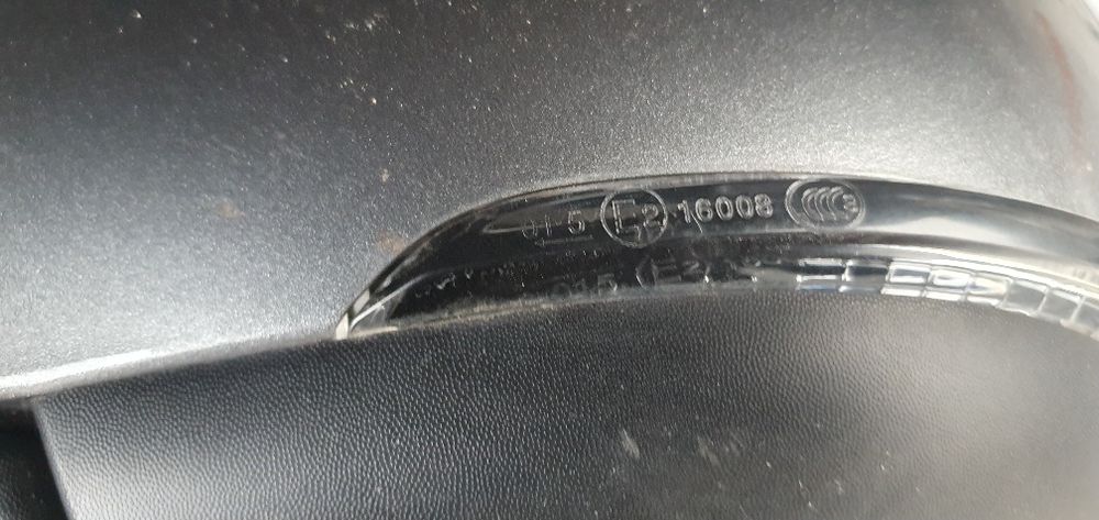 Продам зеркало на нісан ліф з камерою