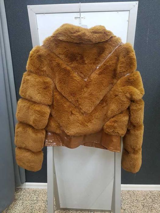 Futerko brązowe camel czekolada S