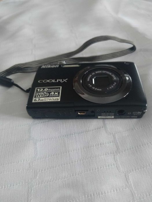 фотоапарат nikon s3000