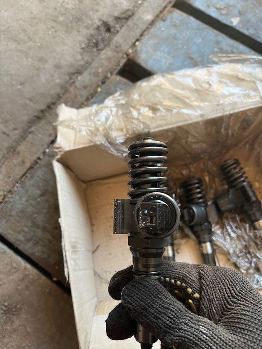 Продам форсунки паливні фольксваген