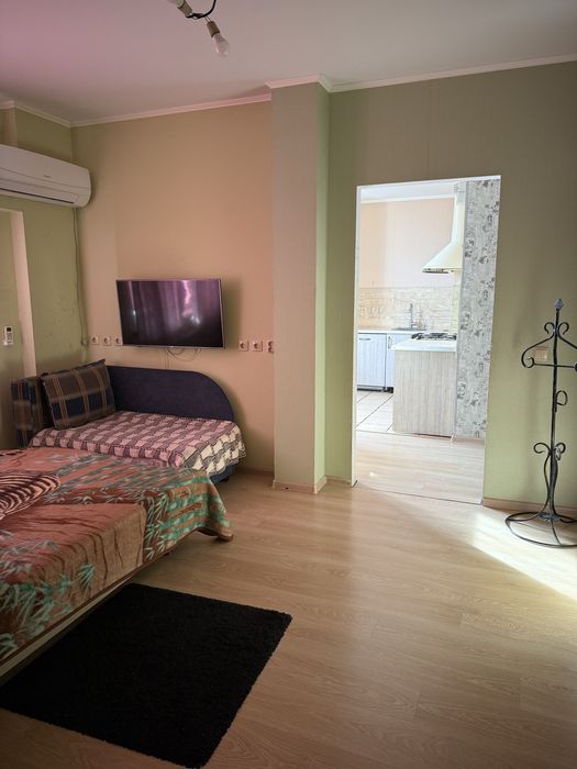 Аренда 2к квартиры на Бочарова/Початок/Сахарова/Атриум