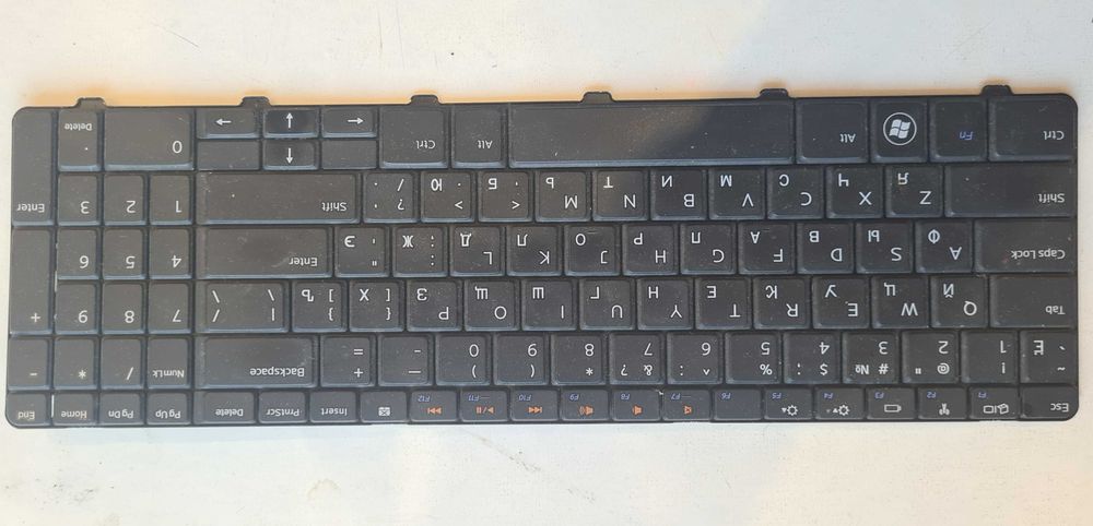 Ноутбук Dell Inspiron N5010 на запчастини