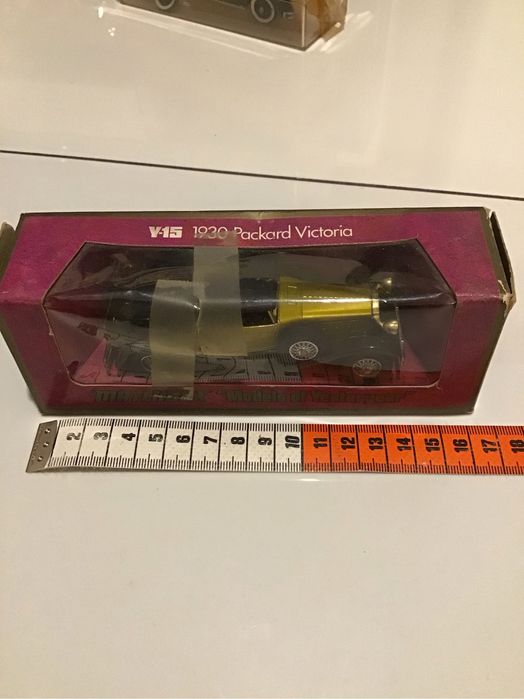 Model Matchbox z dawnych lat, nr Y-15 Packard Victoria