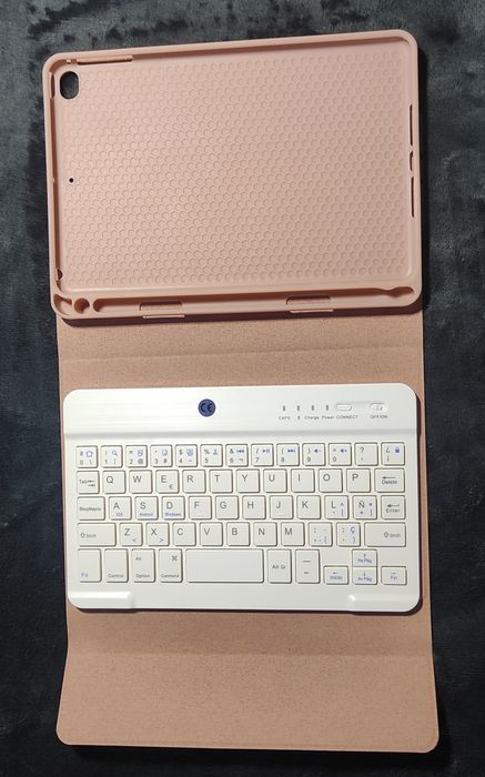 Case etui na tablet 8"
