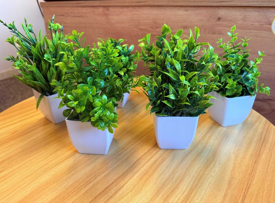 Sztuczne kwiaty w doniczkach zestaw 6 sztuk ozdobne rośliny jak żywe