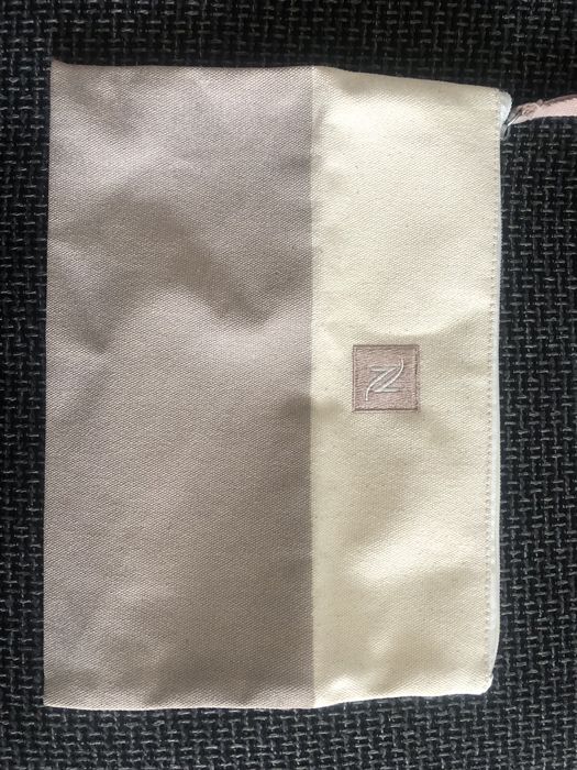 Dwukolorowa kosmetyczka