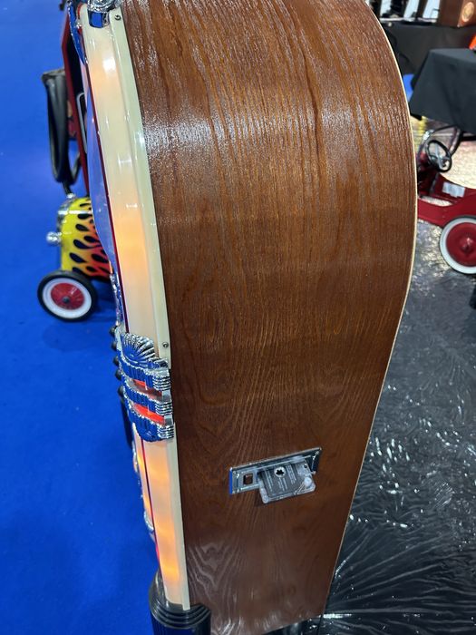 Jukbox anos 90 marca Elta