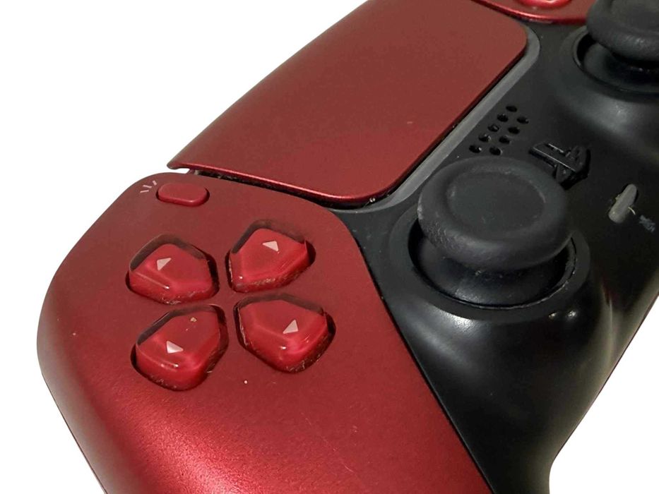 Pad ps5 czerwony