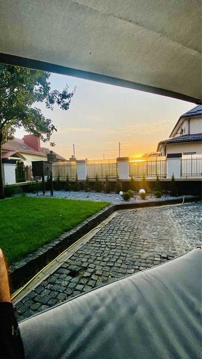 1-кімнатна квартира з власною терасою у клубному будинку, ЖК «Щасливе»