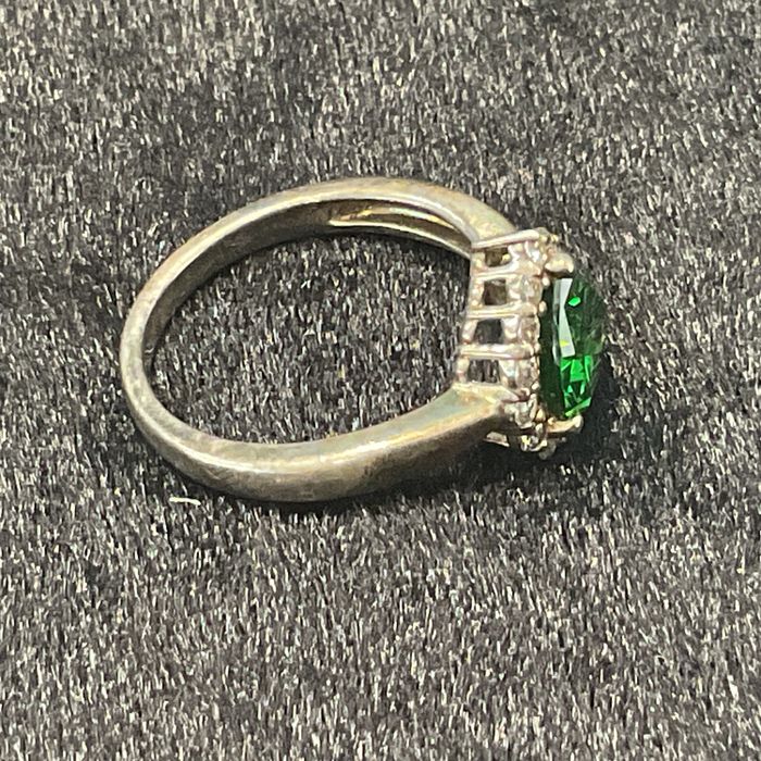 Anel prata 925 coração ,p verde    15,5 m