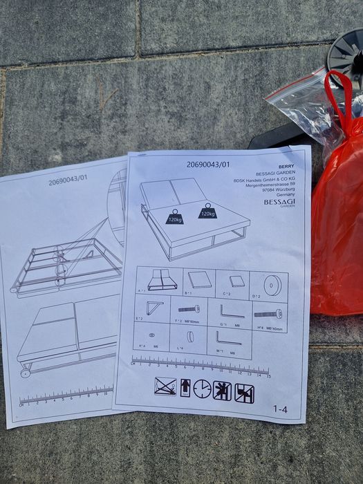 Podwójny leżak ogrodowy Bessagi