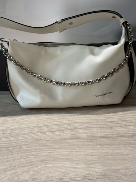 Сумки білі Calvin Klein