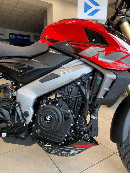 Мотоцикл Bajaj Pulsar NS 400