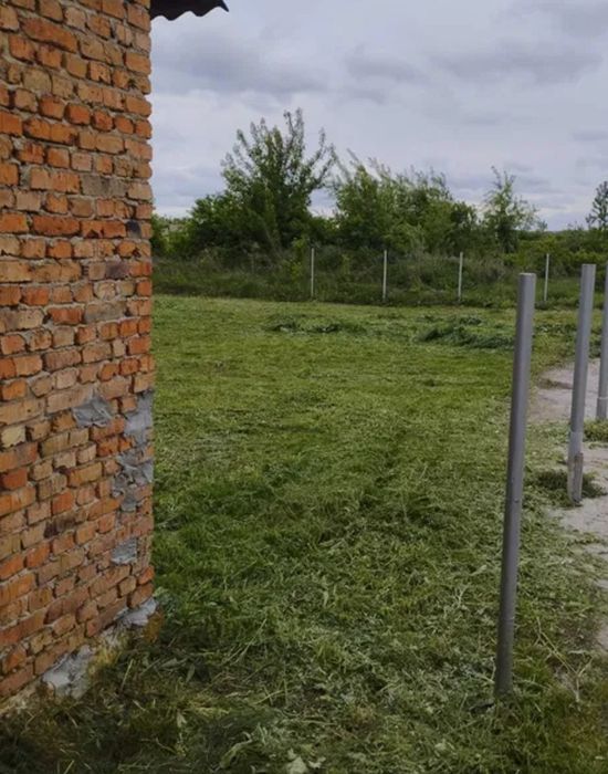 Продаж комерційного приміщення с.Плоске