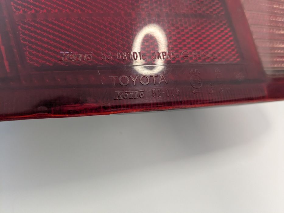 Lampa tyl toyota yaris
