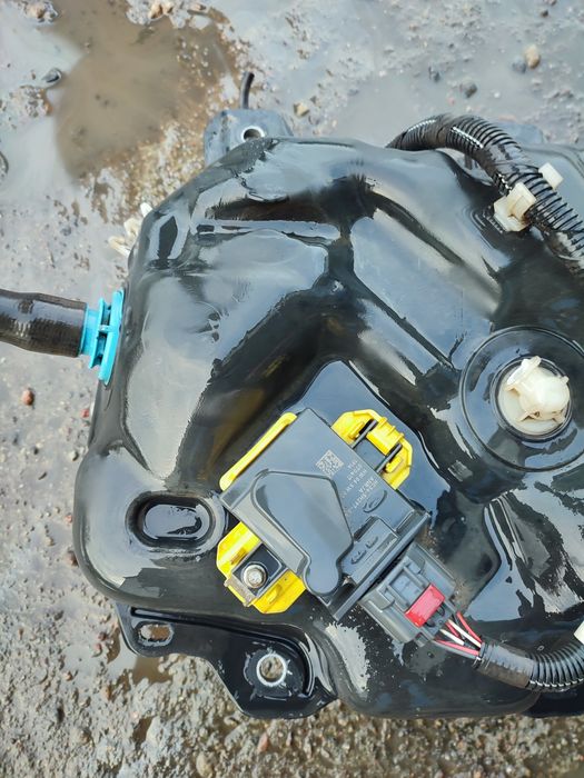 Zbiornik adblue od ford transit custom