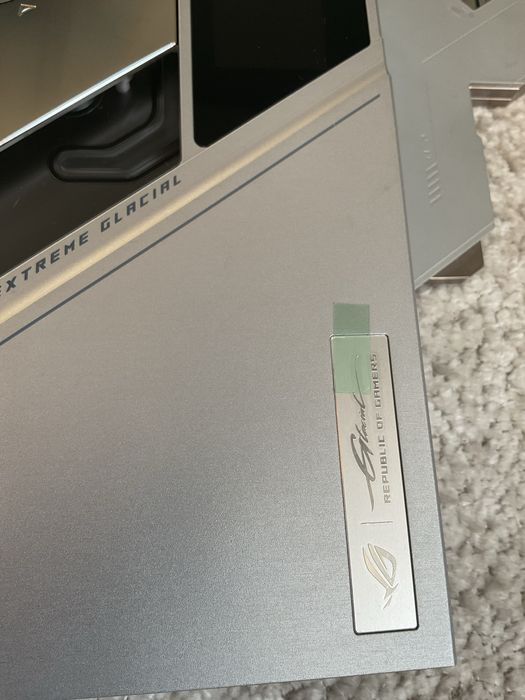 Chlodzenie VRM CPU PCH Rog Maximus 13 extreme glical Asus wodne