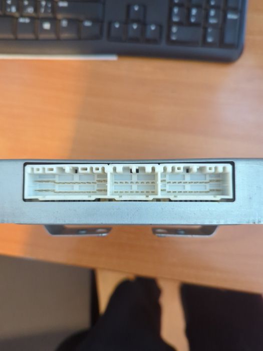 блок управления двигателем (ECU/ЭБУ) Suzuki baleno 1.6