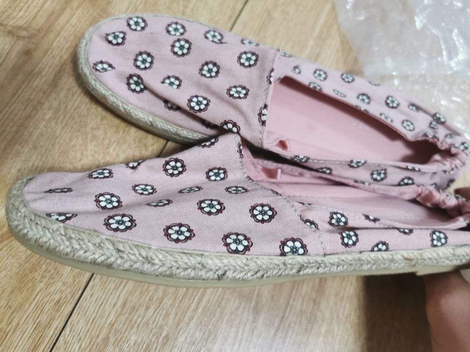 Nowe mokasyny damskie hm