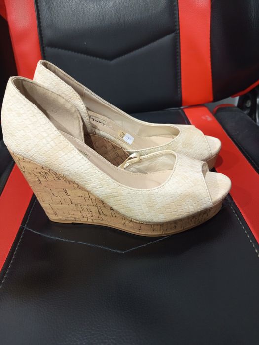 #628 Nowe buty damskie na koturnie Jenny fairy