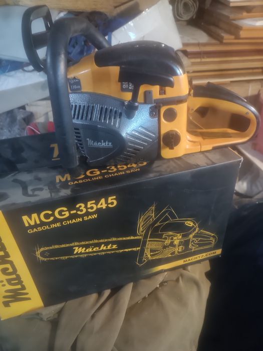 Бензопила під ремонт