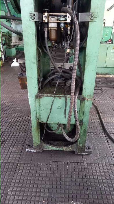 Продам пресс кривошипный КД2128 ус. 63тн.