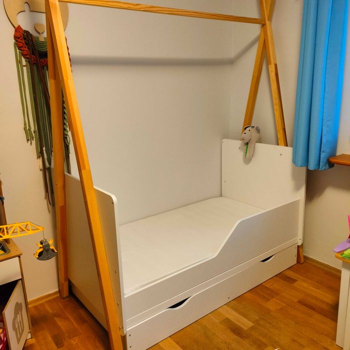 Łóżko niemowlęce