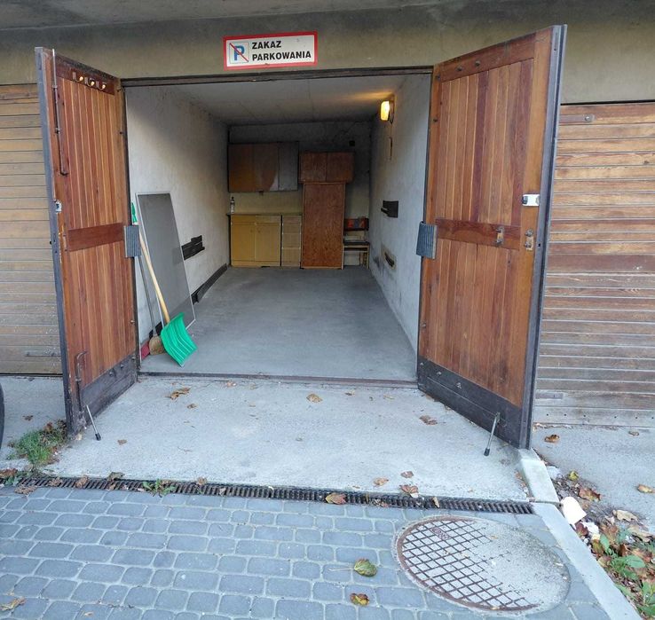Garaż do wynajęcia w centrum Opola przy ul Waryńskiego - Widok 2