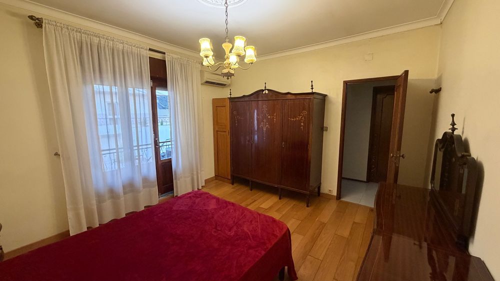 Quarto em S. João da Talha, Loures