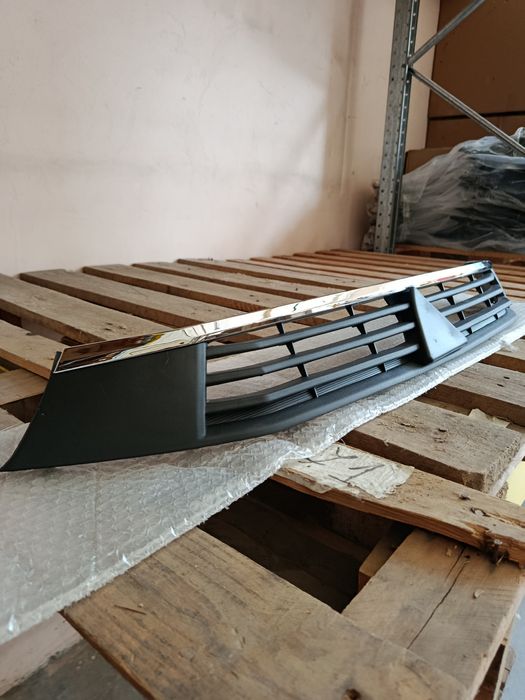 Решітка радіатора MITSUBISHI ASX 2016-2017