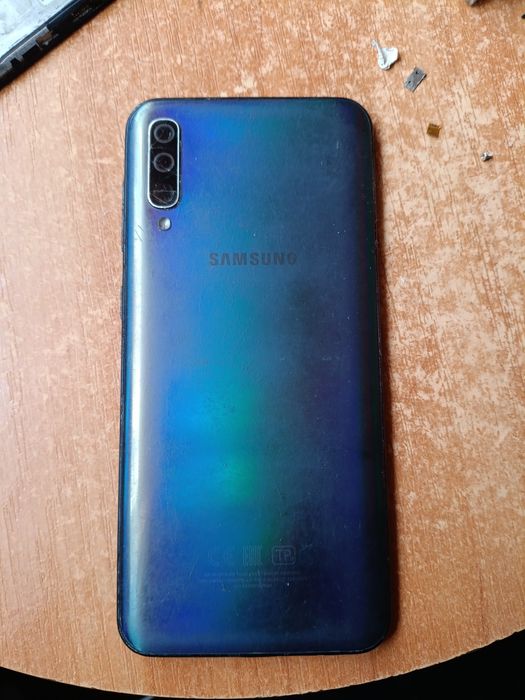 Samsung, redmi, oppo, tecno. Телефони, запчастини до них.