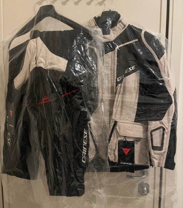 Traje de motociclista duas peças! Dispenso burlas!