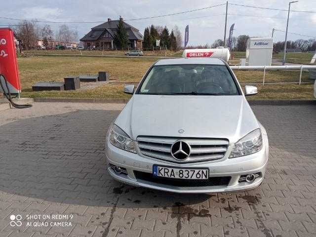 Sprzedam samochód Mercedes C klasa